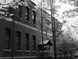 石川近代文学館